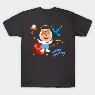 Space dog or astronaut in a space suit with cartoon style. T-Shirt